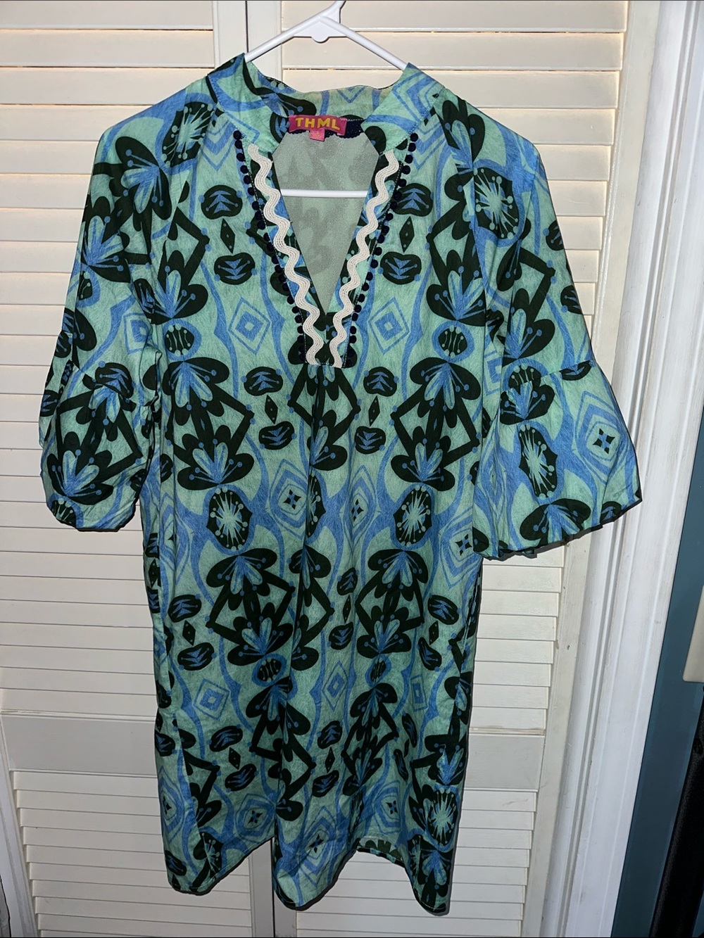 THML Blue and Green Floral V-Neck Tunic Dress with Scalloped Trim